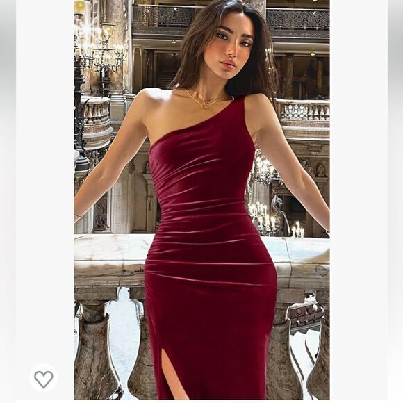 NWT L'VOW STUDIO Elegant Ruched Velvet One Shoulder High Waist Side Slit Bodycon - Picture 1 of 13
